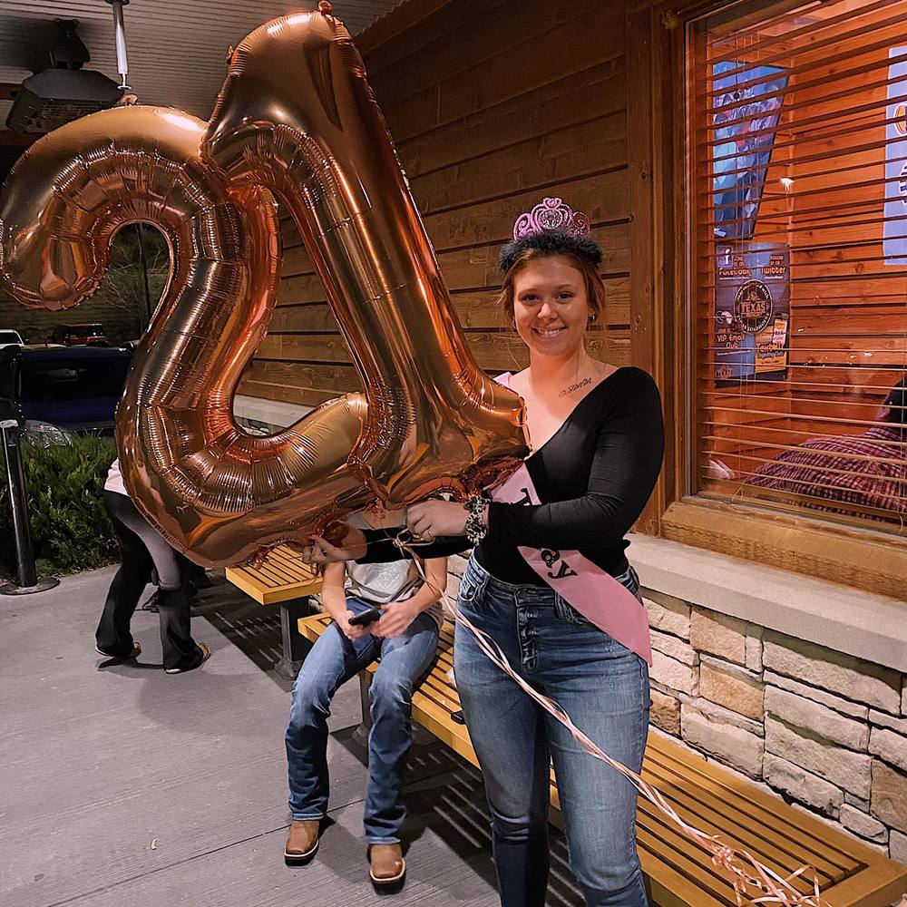 Meet your Posher, Morgan